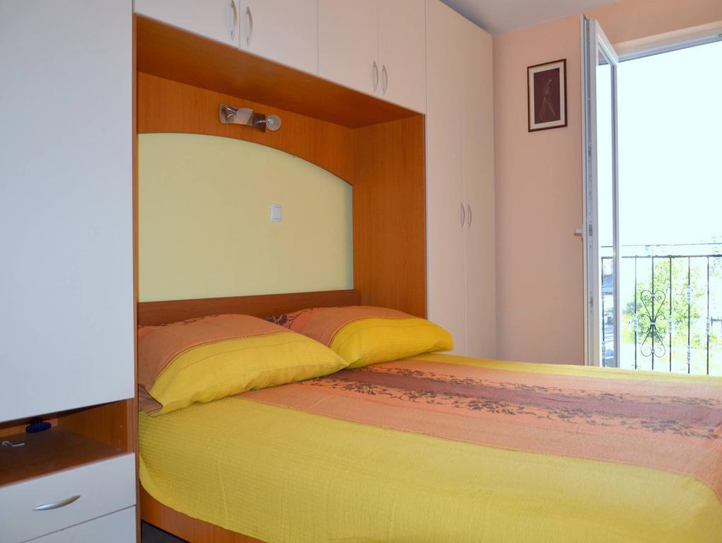 Apartman Julienne Kaštela Eksteriør billede